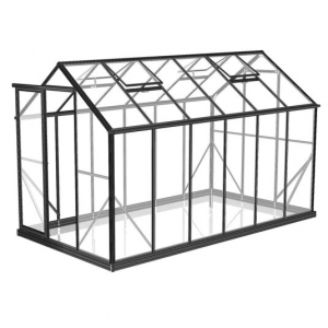 Beat The Weather: Why A Polycarbonate Greenhouse Is A Must-Have